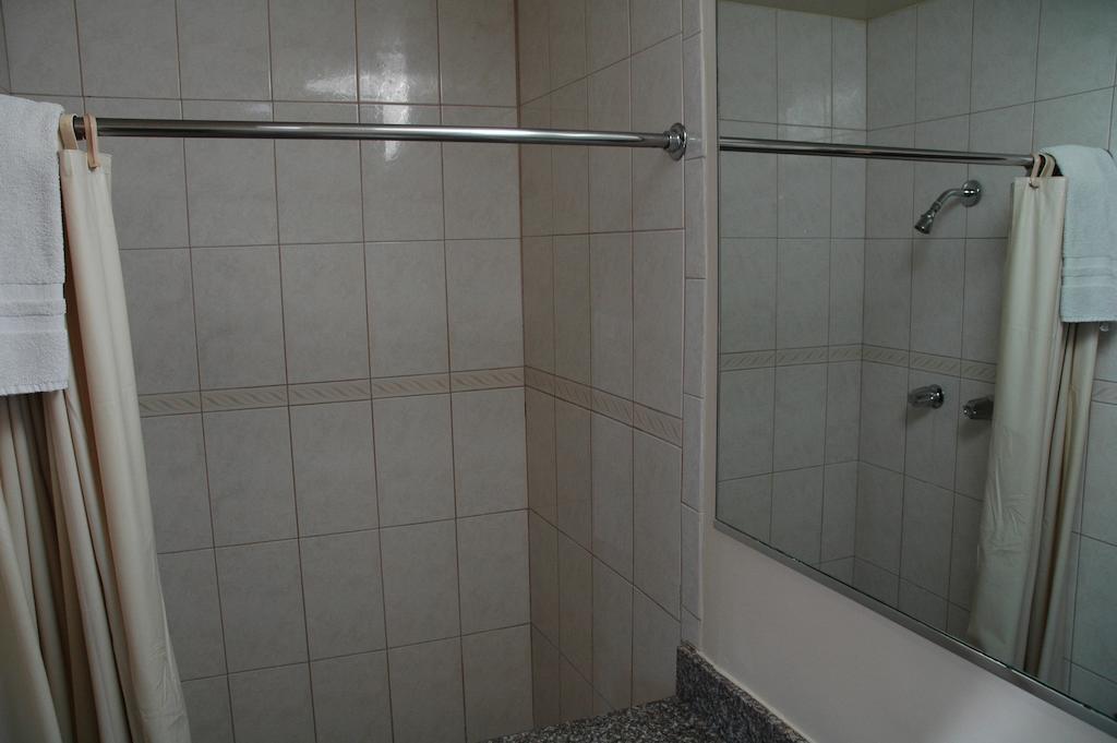 El Dorado Motel Pittsburg Room photo